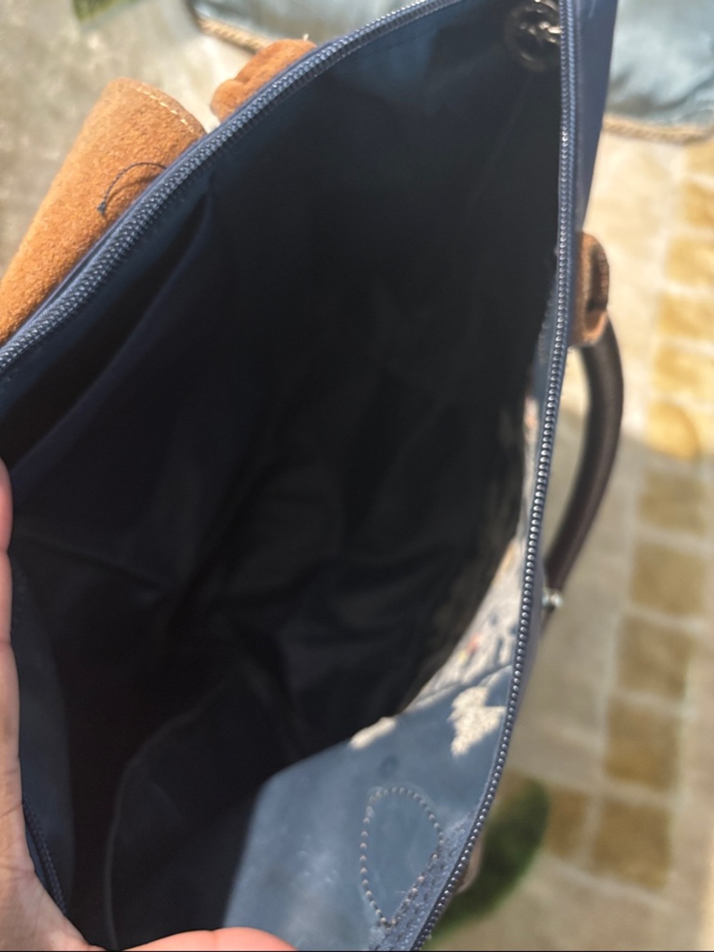 Longchamp Limitee Edition Embroidered Tote Bag - Picture 11 of 12